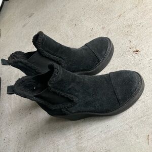 Black Suede Boots Size 6